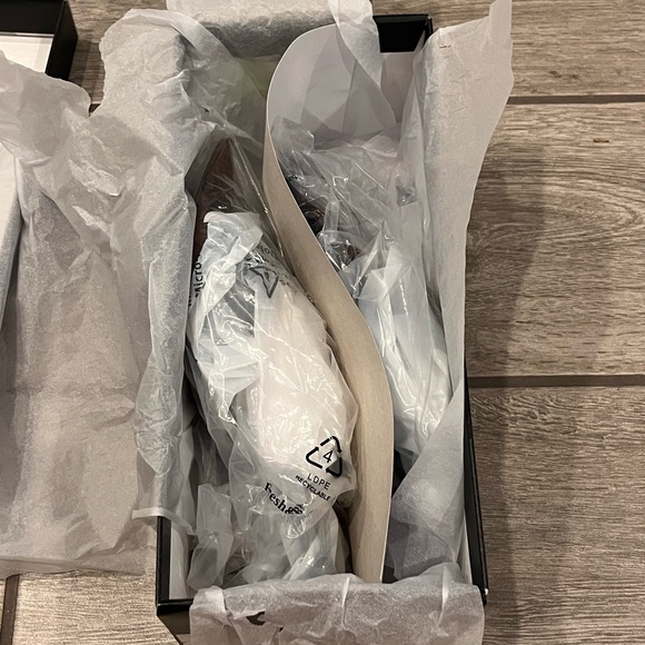 INC International Concepts Basaariaf 2 3/4” heel in Dark Roast Color size 6.5 - Picture 9 of 9